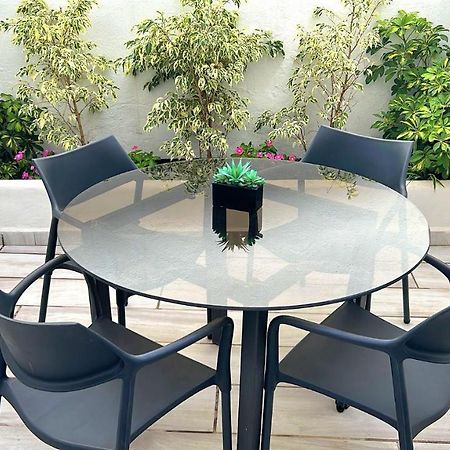 New! Renovated, Centrally Located, Private Entrance, Terrace Apartman Valencia Kültér fotó