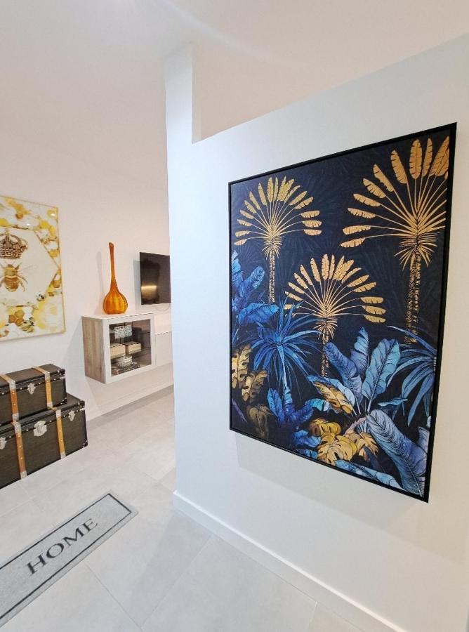 New! Renovated, Centrally Located, Private Entrance, Terrace Apartman Valencia Kültér fotó