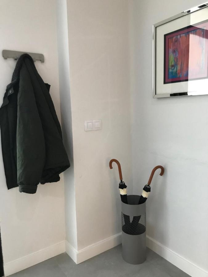 New! Renovated, Centrally Located, Private Entrance, Terrace Apartman Valencia Kültér fotó